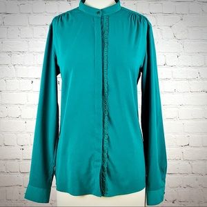 BANANA REPUBLIC ~ Eyelet-Placket Buttondown Blouse